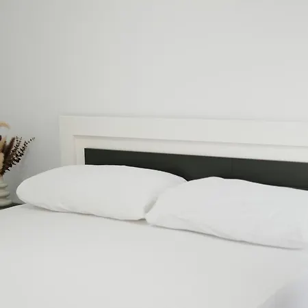 Eos Apartmán 3*