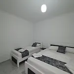 Eos Ksamil
