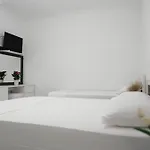 Eos Apartmán 4*