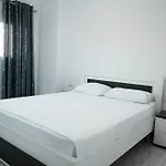 Eos Apartmán 4*