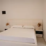 Eos Apartament 4*