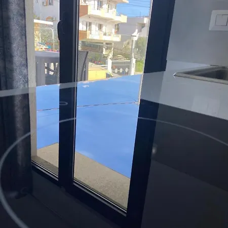Irdi Apartment *