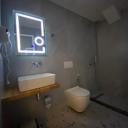 Irdi Apartment *