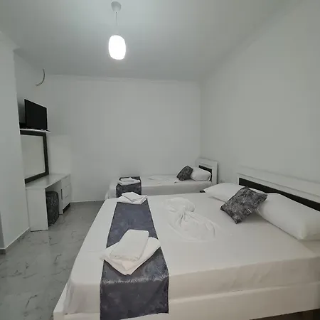 Irdi * Ksamil