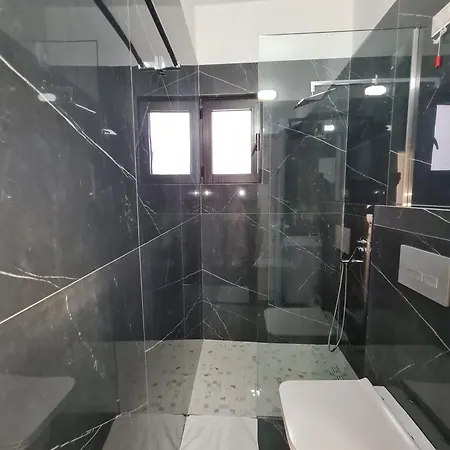 Irdi Apartment Ksamil