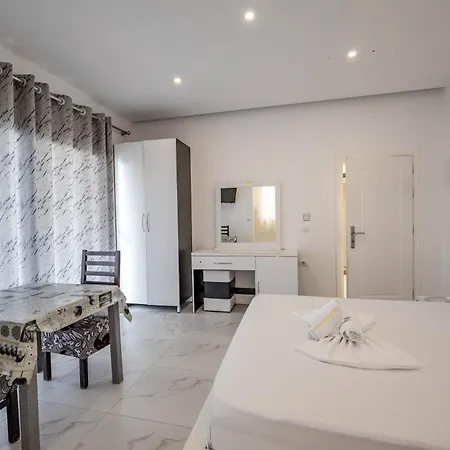 Irdi Apartment *