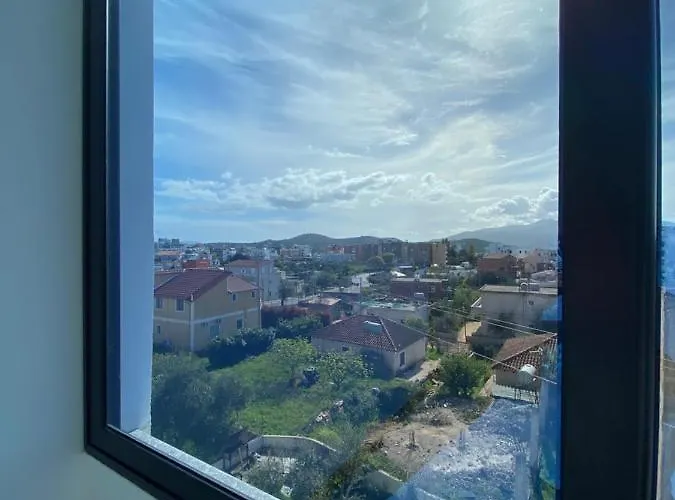 Eos Ksamil