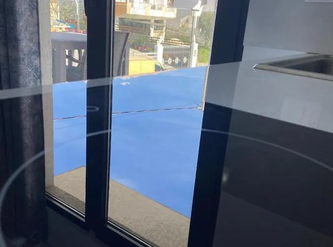 Eos Apartament 4*